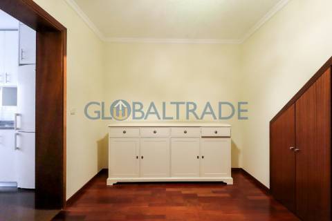 Moradia T2 Renovada com terraço no Porto