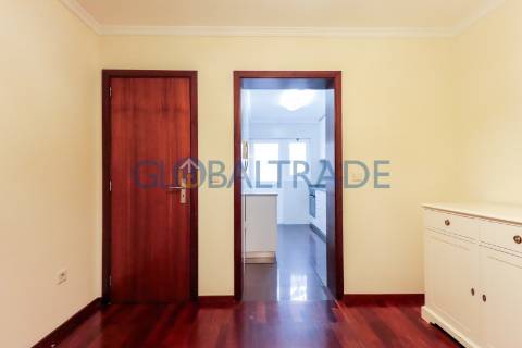 Moradia T2 Renovada com terraço no Porto