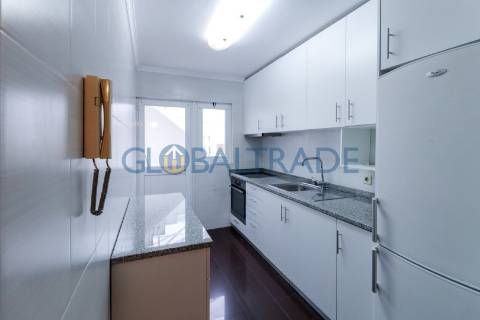 Moradia T2 Renovada com terraço no Porto