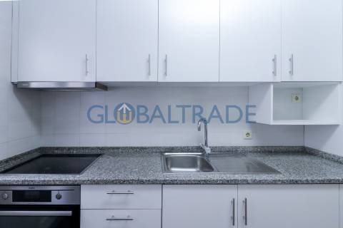 Moradia T2 Renovada com terraço no Porto