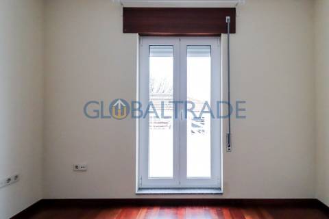 Moradia T2 Renovada com terraço no Porto