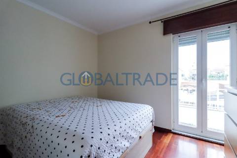 Moradia T2 Renovada com terraço no Porto