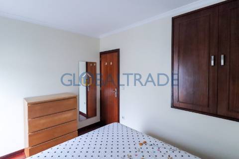 Moradia T2 Renovada com terraço no Porto