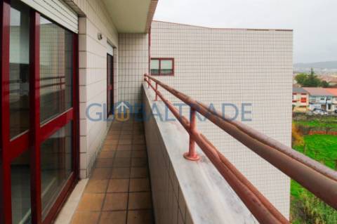 Apartamento T3 Renovado em Rio Tinto