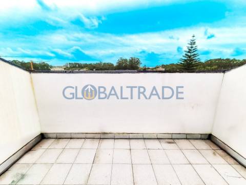 Duplex T1+1 em Condomínio fechado na Maia