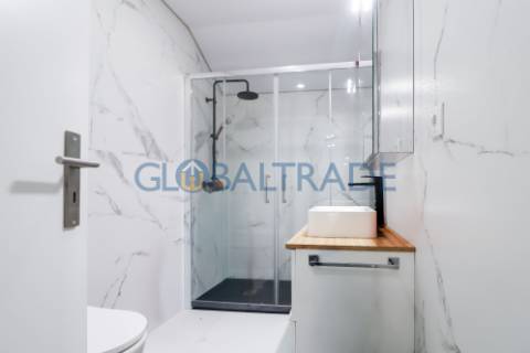 Duplex T1+1 em Condomínio fechado na Maia