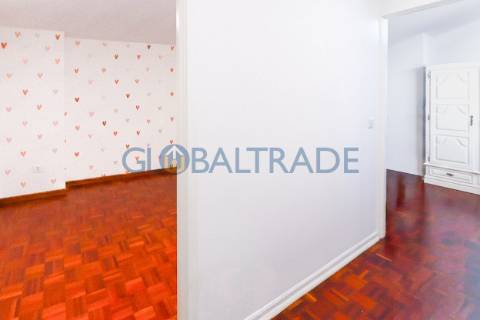 Duplex T1+1 em Condomínio fechado na Maia