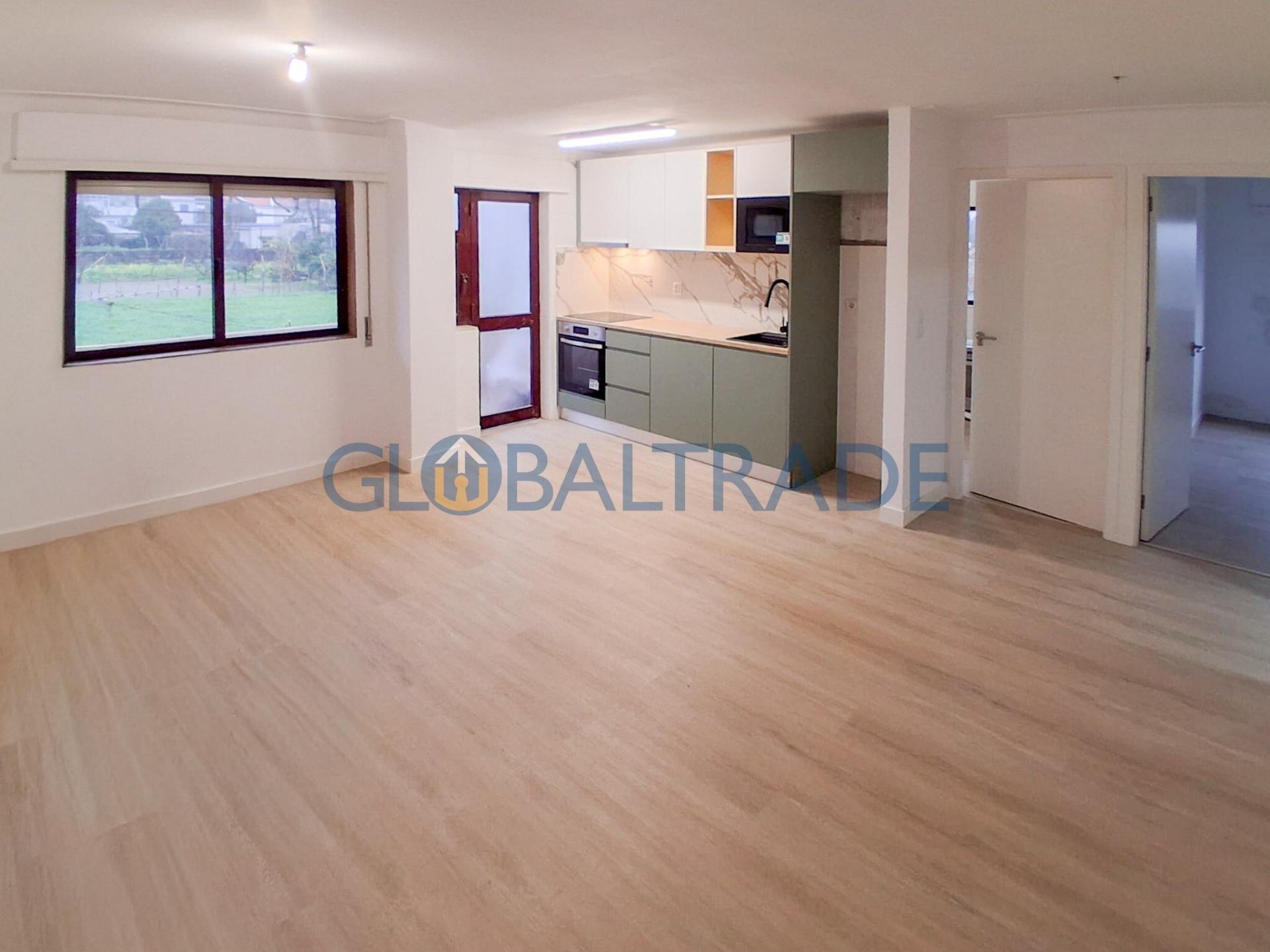 Apartamento T2 Renovado & Equipado em Rio Tinto