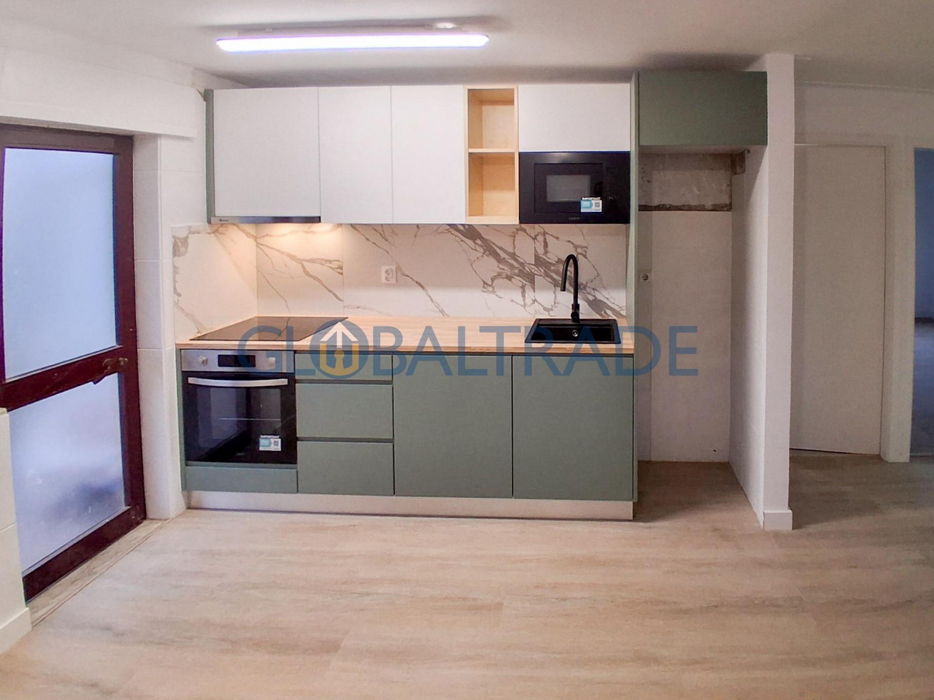 Apartamento T2 Renovado & Equipado em Rio Tinto