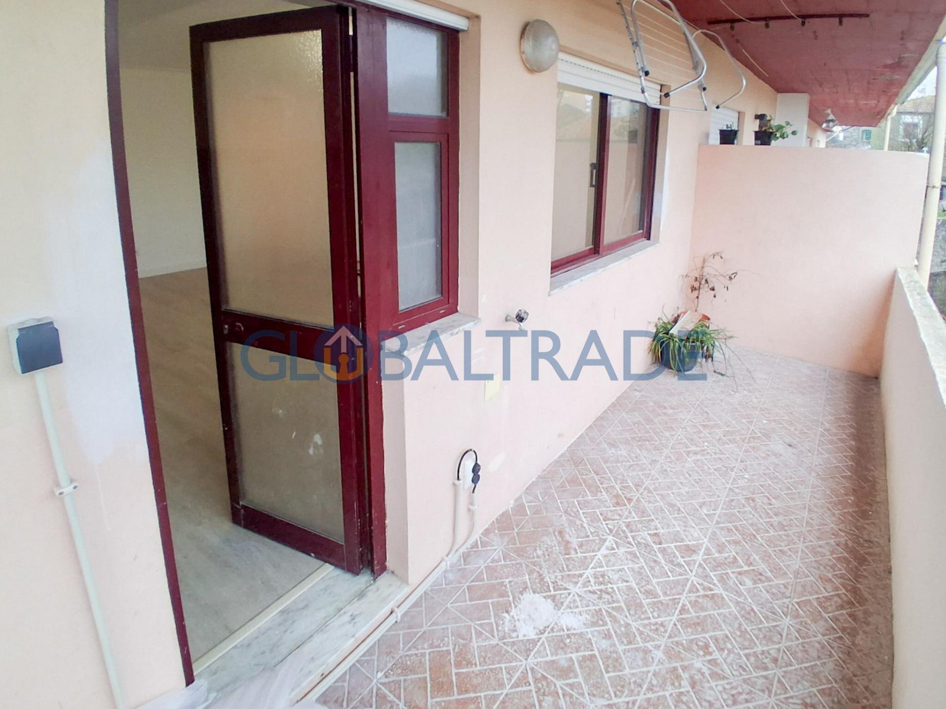 Apartamento T2 Renovado & Equipado em Rio Tinto