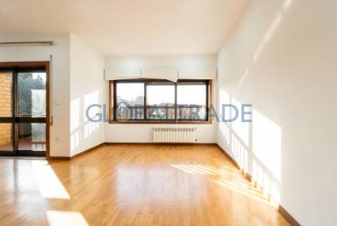 Apartamento T4 na Encosta do Douro — Gondomar