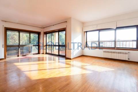 Apartamento T4 na Encosta do Douro — Gondomar