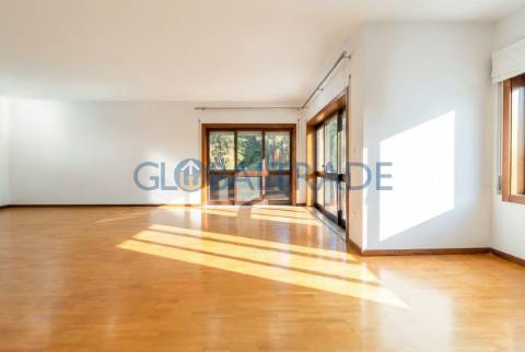 Apartamento T4 na Encosta do Douro — Gondomar