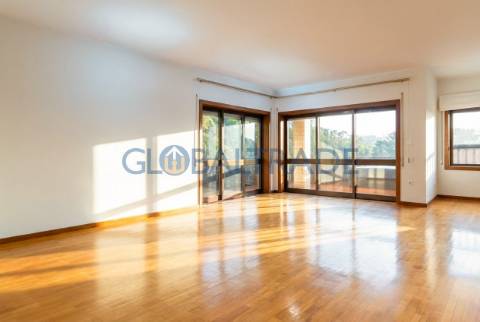 Apartamento T4 na Encosta do Douro — Gondomar