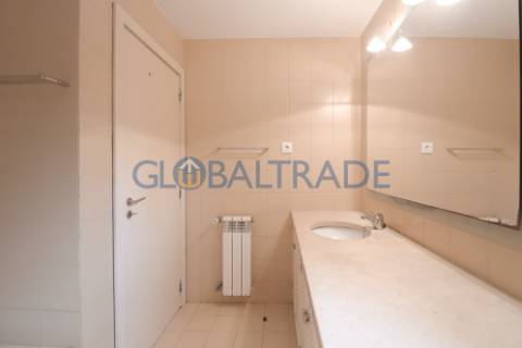 Apartamento T4 na Encosta do Douro — Gondomar