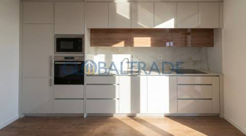 Apartamento T2 Renovado & Equipado em Matosinhos