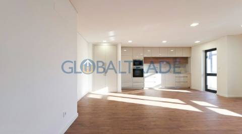 Apartamento T2 Renovado & Equipado em Matosinhos