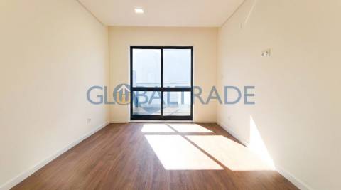 Apartamento T2 Renovado & Equipado em Matosinhos