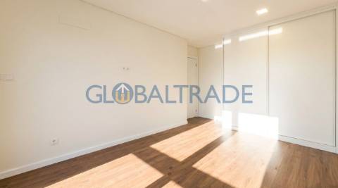 Apartamento T2 Renovado & Equipado em Matosinhos