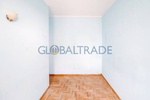 Duplex T5 na Constituição — Porto