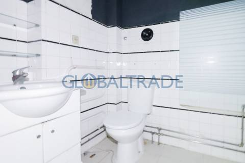 Duplex T5 na Constituição — Porto