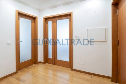 Duplex T2+1 com vista mar em Canidelo