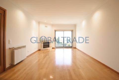 Duplex T2+1 com vista mar em Canidelo