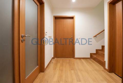 Duplex T2+1 com vista mar em Canidelo