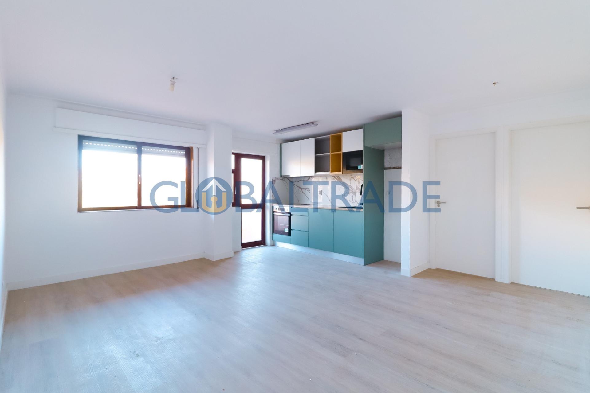 Apartamento T2 Renovado & Equipado em Rio Tinto