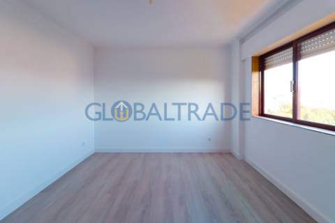 Apartamento T2 Renovado & Equipado em Rio Tinto