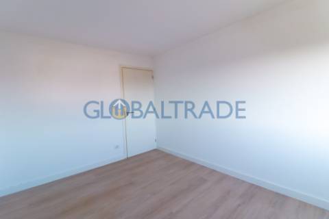 Apartamento T2 Renovado & Equipado em Rio Tinto