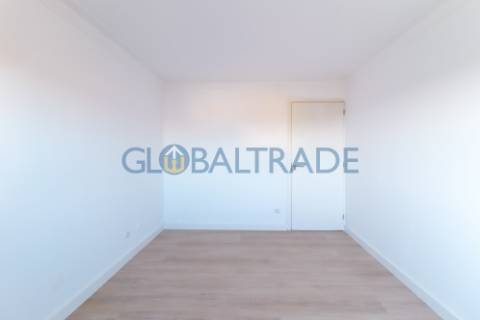 Apartamento T2 Renovado & Equipado em Rio Tinto