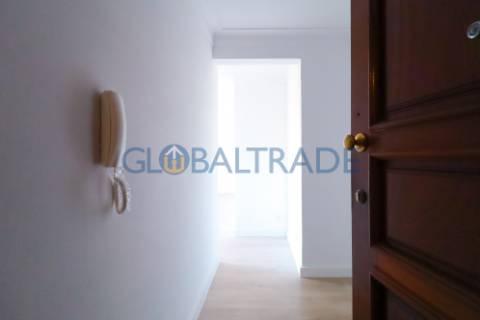 Apartamento T2 Renovado & Equipado em Rio Tinto
