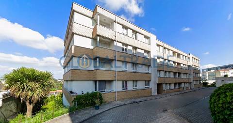 Apartamento T3 Renovado em Baguim do Monte