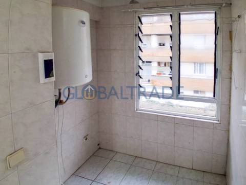 Apartamento T3 Renovado em Baguim do Monte