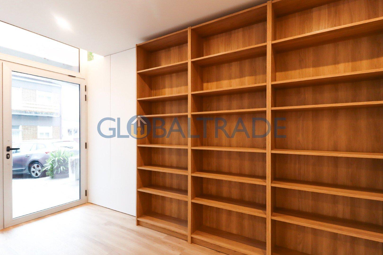 Apartamento T2 Renovado & Equipada em Valbom