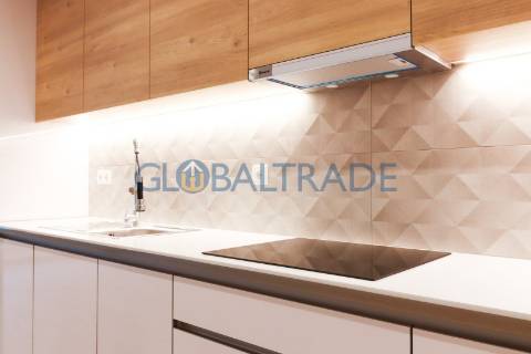 Apartamento T2 Renovado & Equipada em Valbom