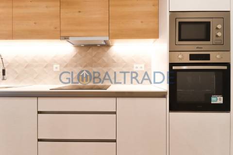 Apartamento T2 Renovado & Equipada em Valbom