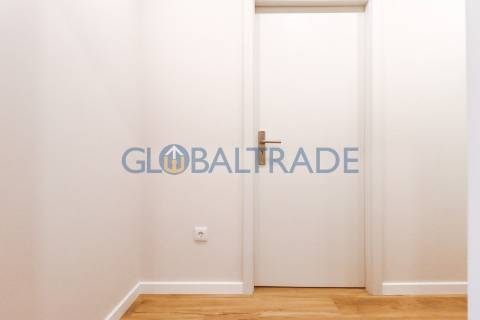 Apartamento T2 Renovado & Equipada em Valbom