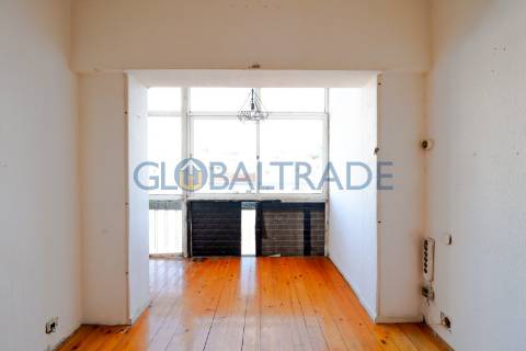 Apartamento T1+1 no coração do Porto