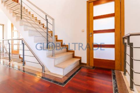 Moradia T3 com Terraço em Valbom