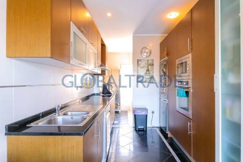 Moradia T3 com Terraço em Valbom