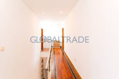 Moradia T3 com Terraço em Valbom