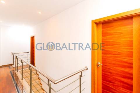 Moradia T3 com Terraço em Valbom