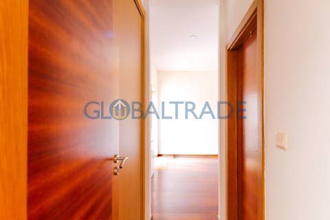 Moradia T3 com Terraço em Valbom