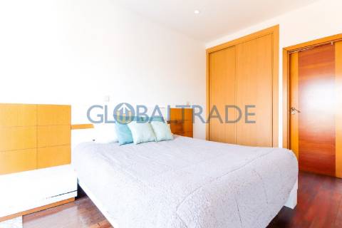 Moradia T3 com Terraço em Valbom