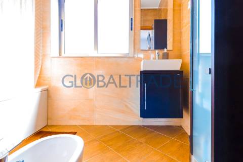 Moradia T3 com Terraço em Valbom