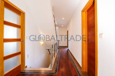 Moradia T3 com Terraço em Valbom