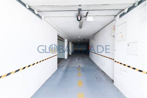 Moradia T3 com Terraço em Valbom