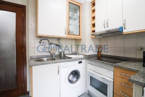 Apartamento T1 Mobilado & Equipado no Porto